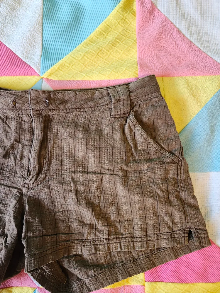 2000s brown boho B.U.M. shorts image indicator(3)