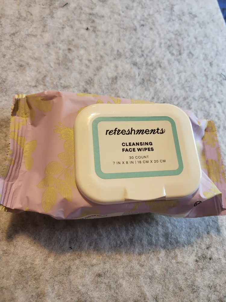 Refreshments Cleansing Face Wipes - 30 Count thumbnail