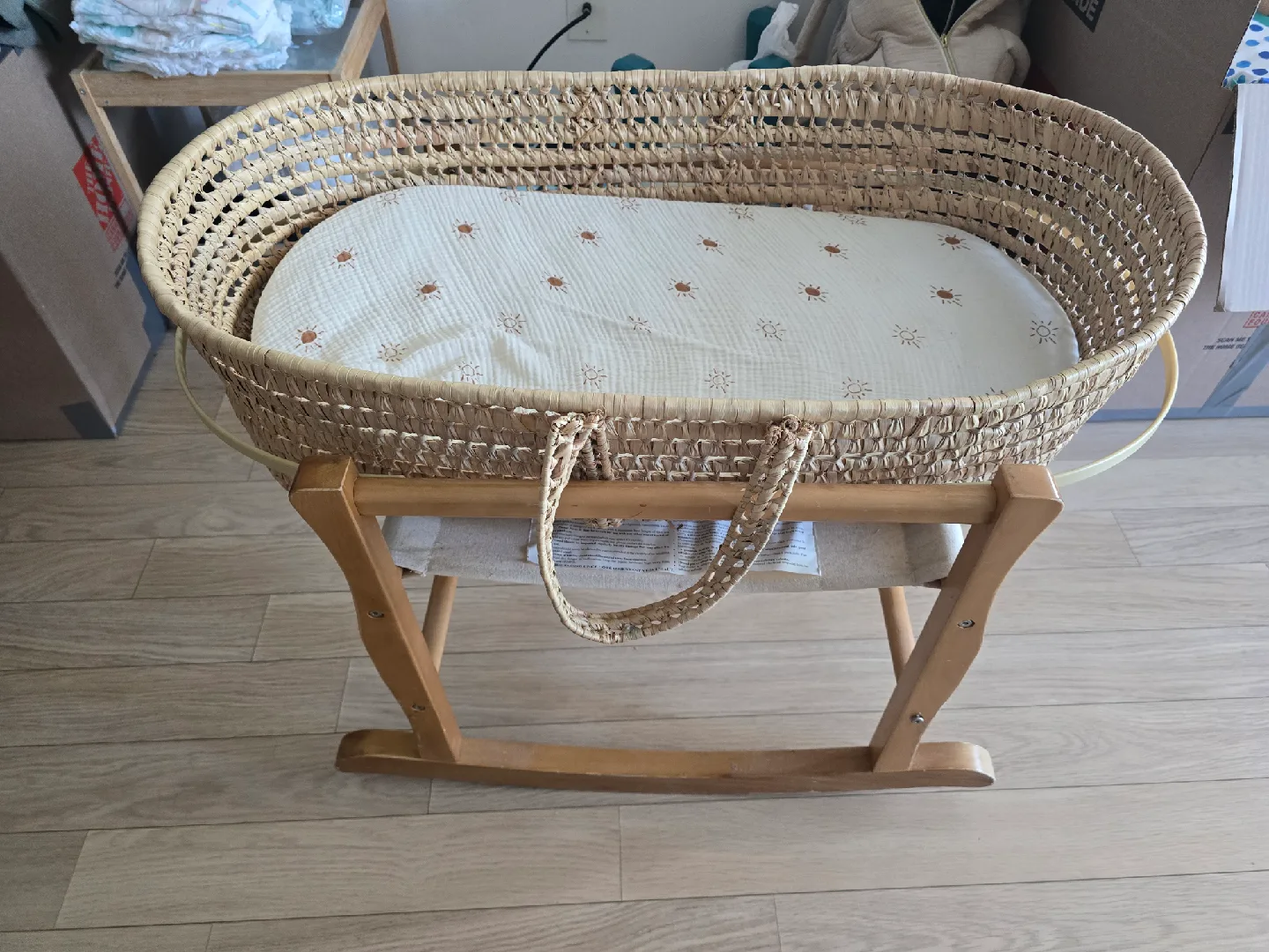 Woven Baby Bassinet with Stand🥕 image indicator(2)