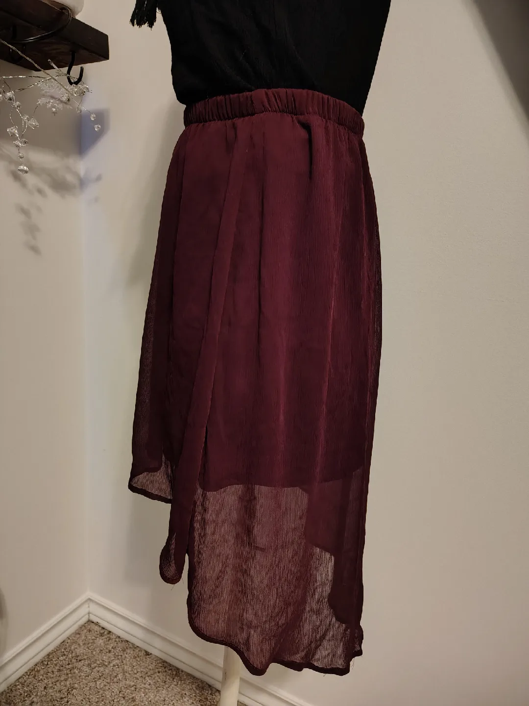Burgundy Skirt image indicator(2)