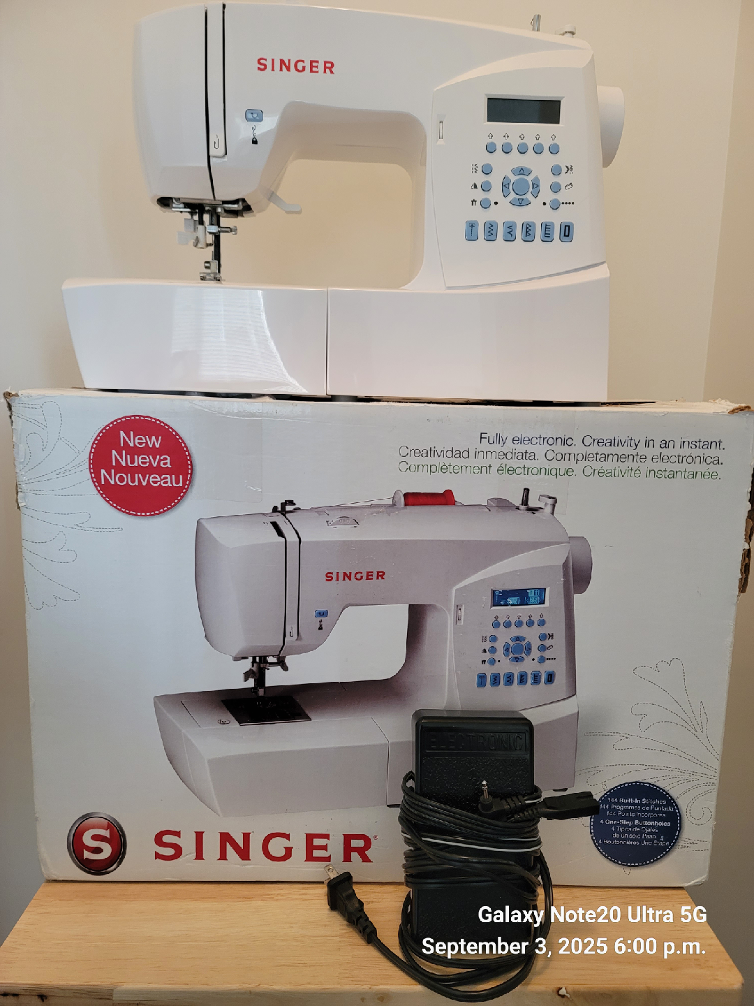 Singer 7430 Sewing Machine (fully electronic)