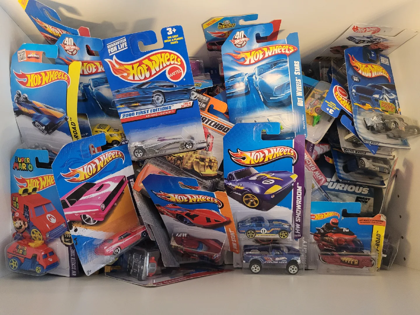 Hot Wheels Diecast Cars - Assorted Lot - NEW!!! thumbnail