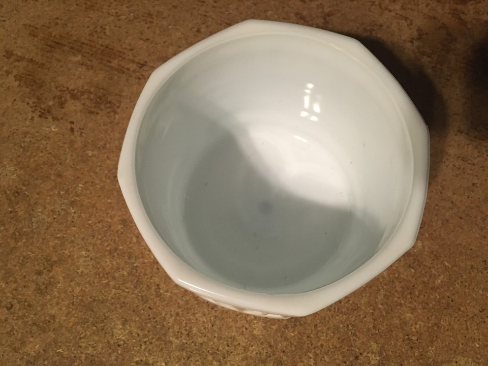 Vintage white Pagoda Milk Glass octagon Planter garden pot - photo 5