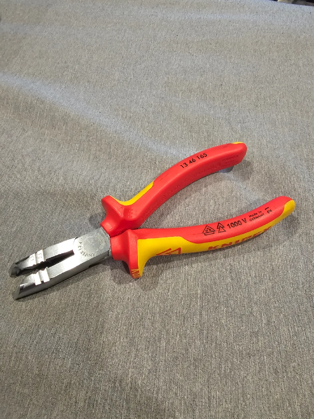 Knipex 13 46 165 Electrical Installation Pliers
