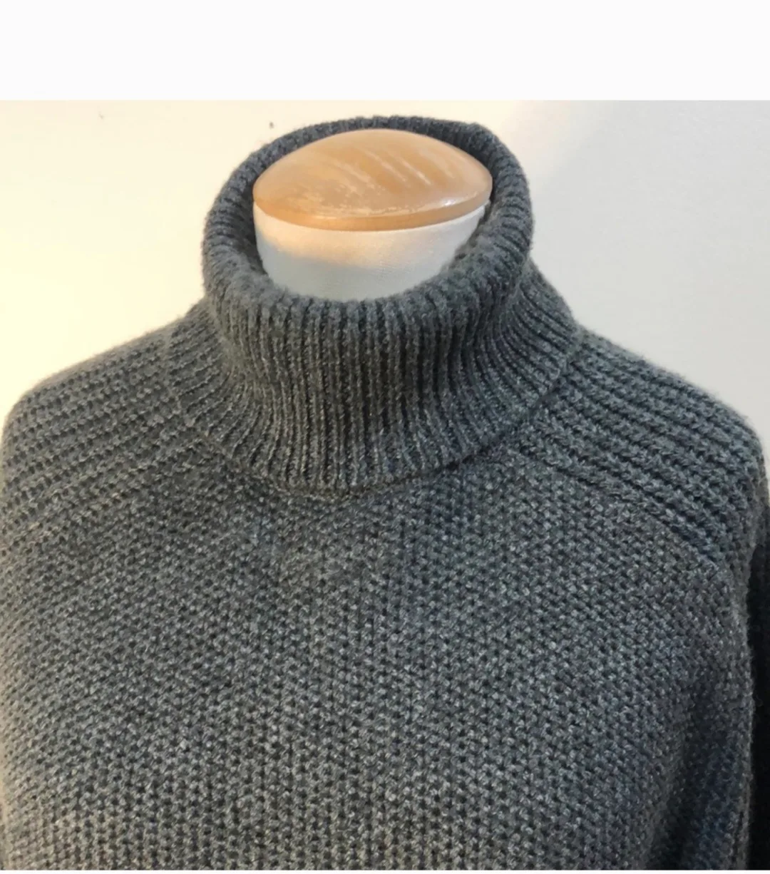 ladies  dark Grey sweater image indicator(5)