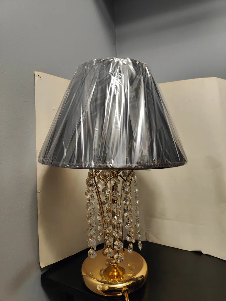 Crystal Beaded Table Lamp image indicator(3)