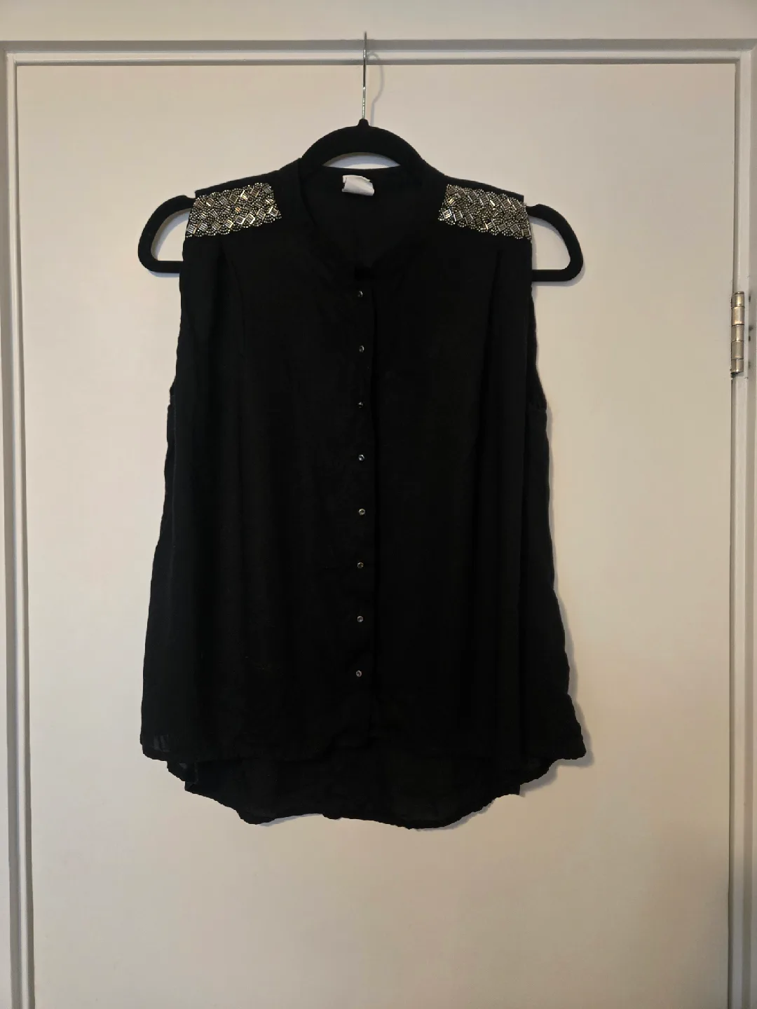Black sleeveless top, beaded shoulders - Vero Moda