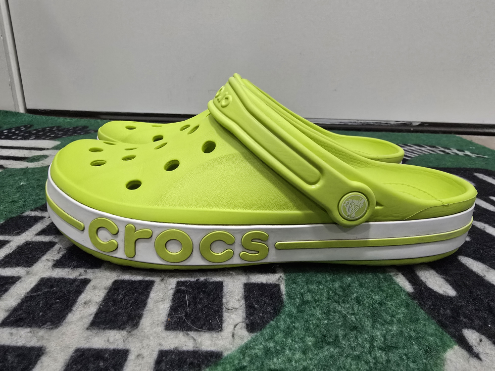 Crocs Bayaband Clog - Size 10M - Lime Punch / White