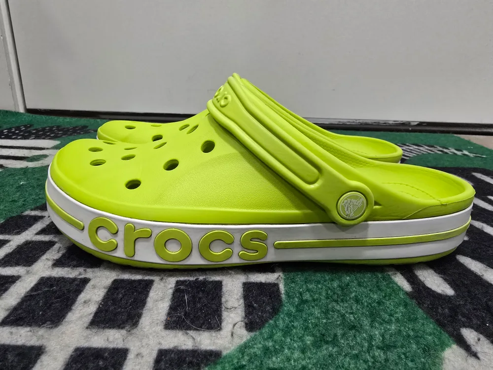 Crocs Bayaband Clog - Size 10M - Lime Punch / White