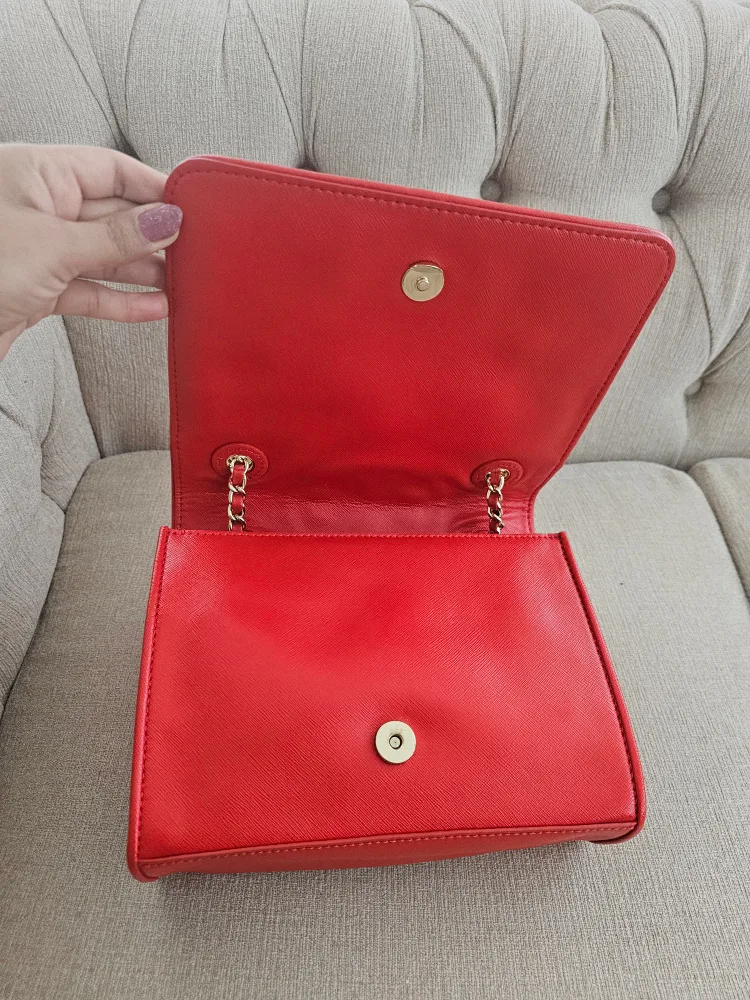 Authentic Tory Burch Red Leather Crossbody Bag image indicator(2)