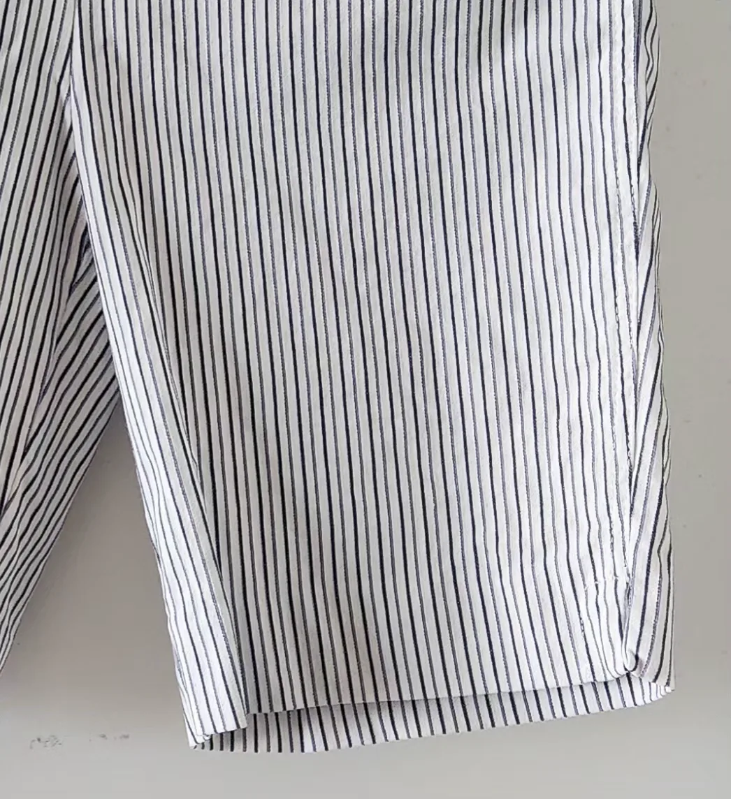 Women's Mid Length Stretchy Striped Shorts image indicator(5)