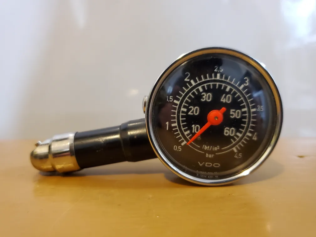 VDO Tire Pressure Gauge 10-60psi thumbnail