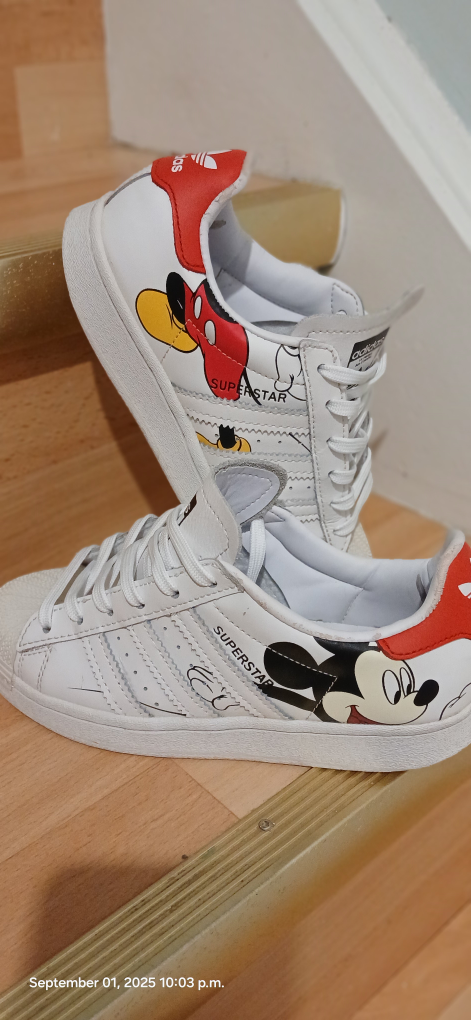Adidas Superstar Mickey Mouse Shoes / Size 5.5 - photo 3
