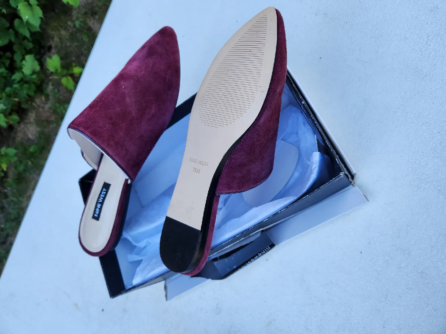 Nine West Maroon Suede Mules - Size 7.5M image indicator(2)