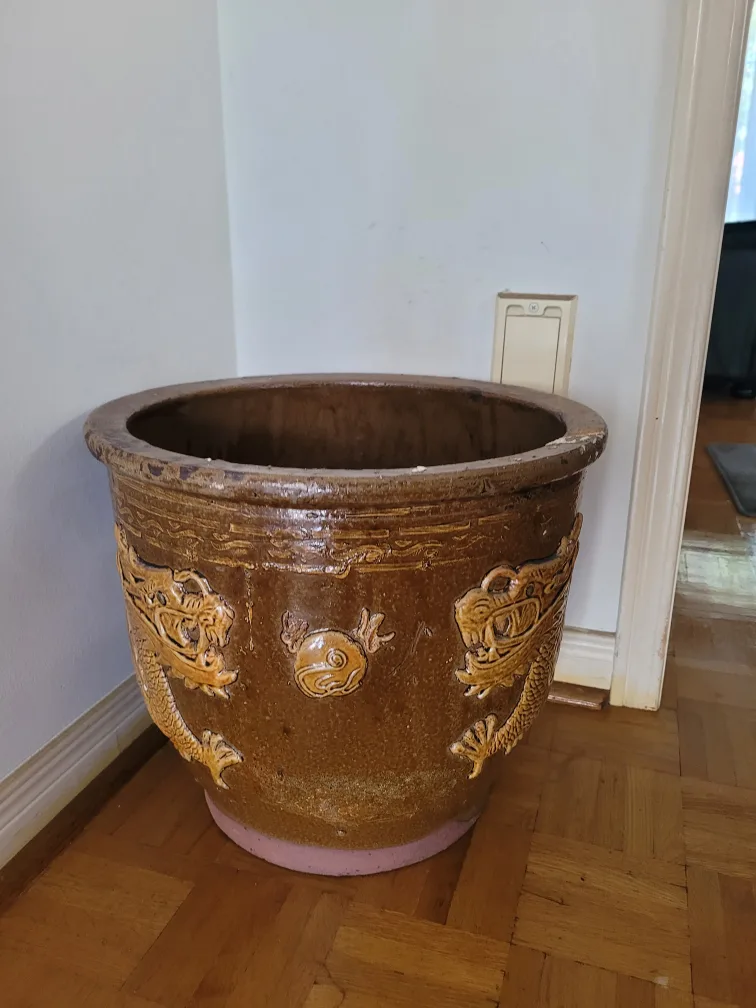 🥕 Large Decorative Dragon Planter thumbnail