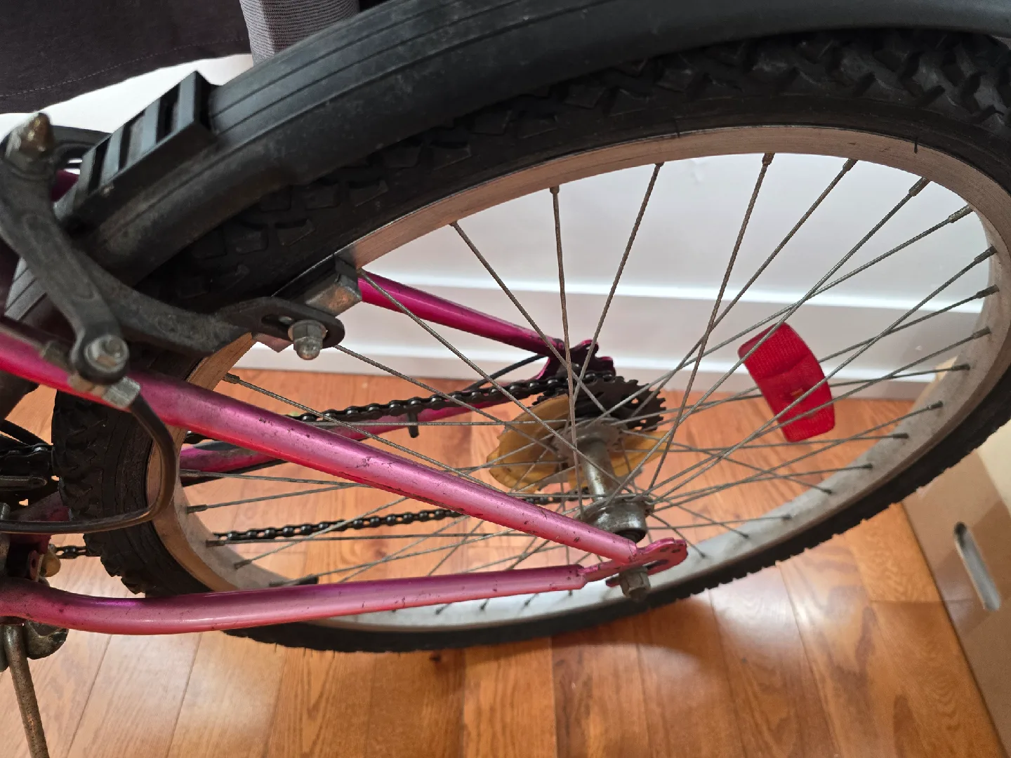 Laser Pink Mountain Bike image indicator(5)