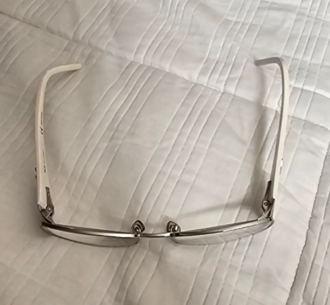 Dolce & Gabbana D&G White Eyeglasses image indicator(3)