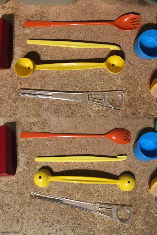 Big Vintage Tupperware lot Kitchen Utensils and Containers - photo 2