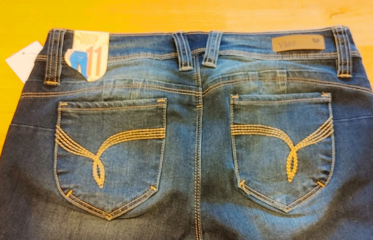 YMI Wanna Betta Butt Ankle Jeans image indicator(5)