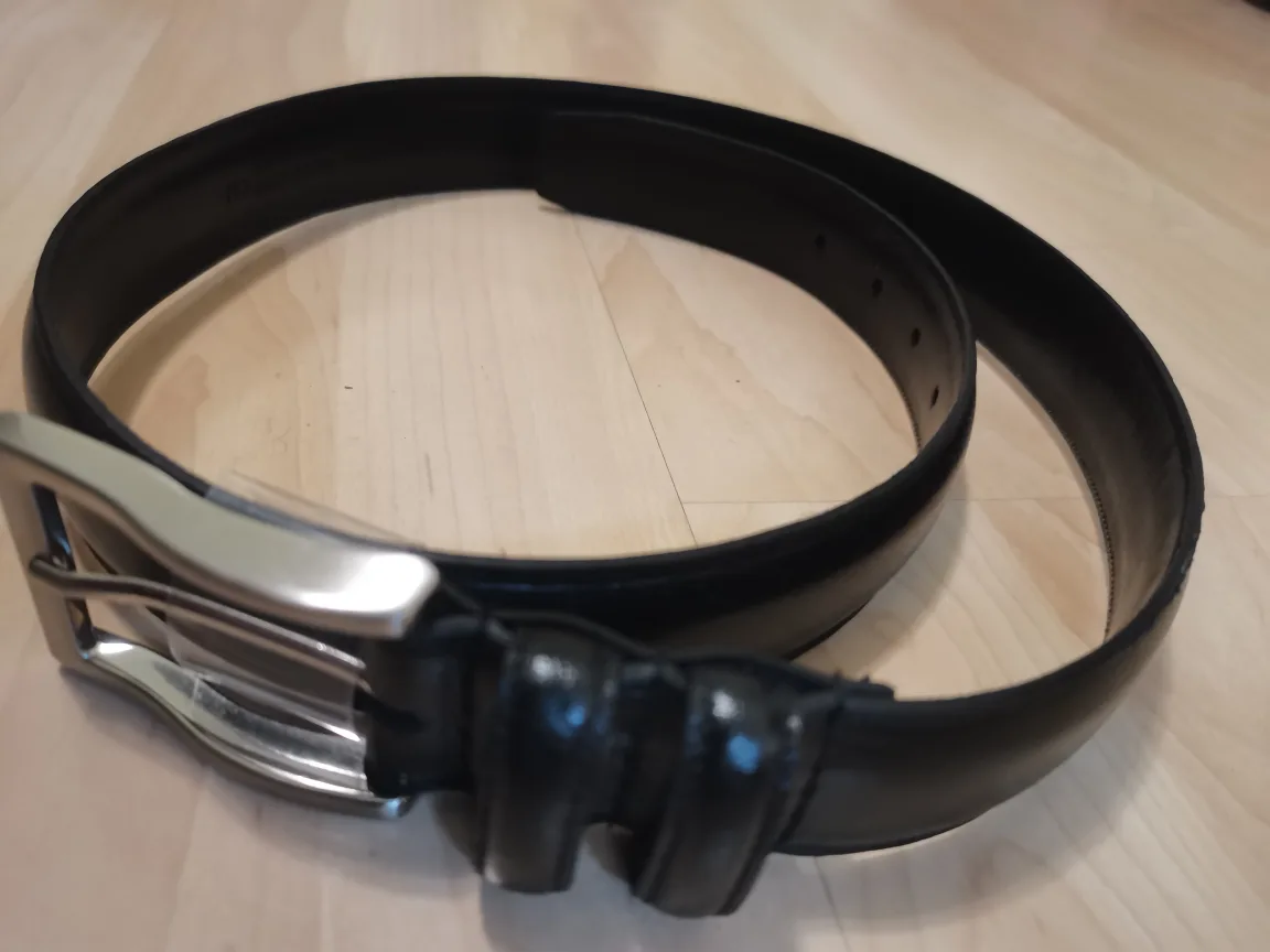 Various belts for $6 each image indicator(4)