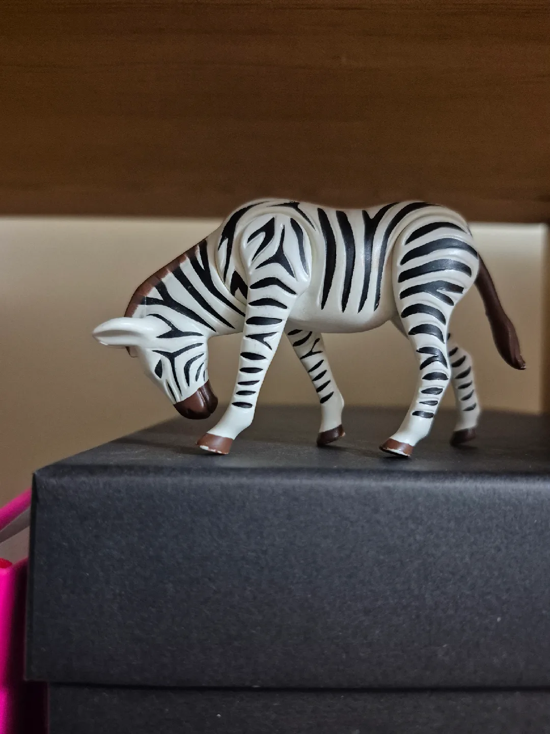 Zebra 🦓 articulated animal figure image indicator(6)