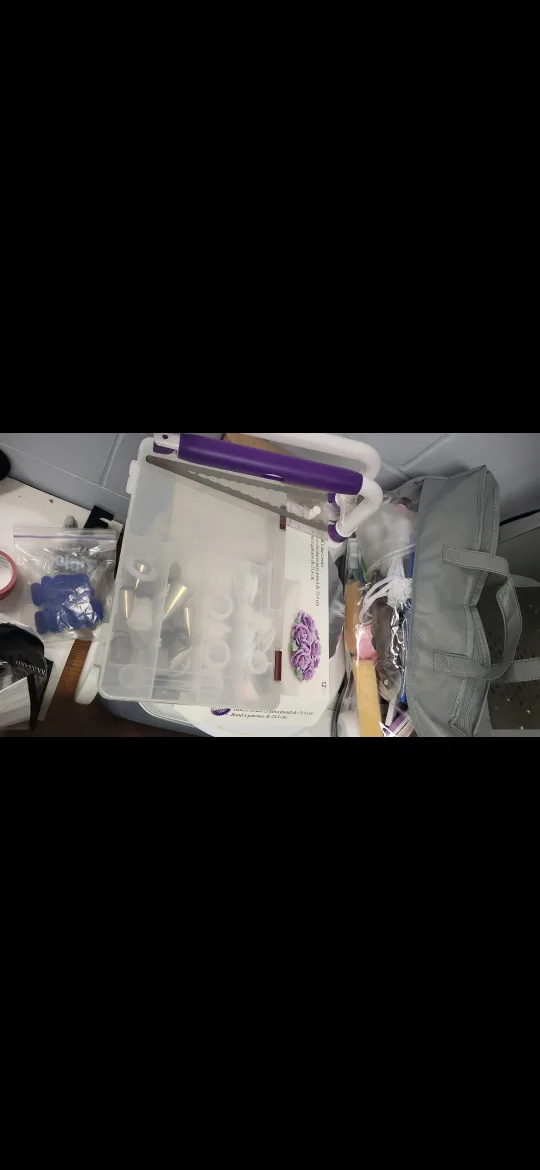 Wilton Cake Decorating Supplies image indicator(3)