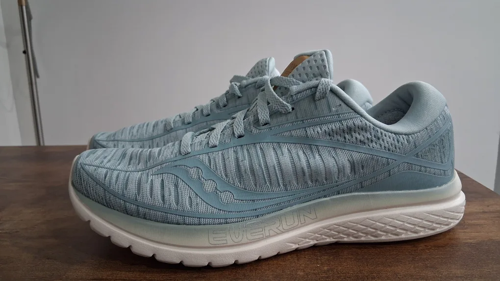 Saucony Women's Kinvara 13 Running Shoes, Size 9.5 image indicator(3)