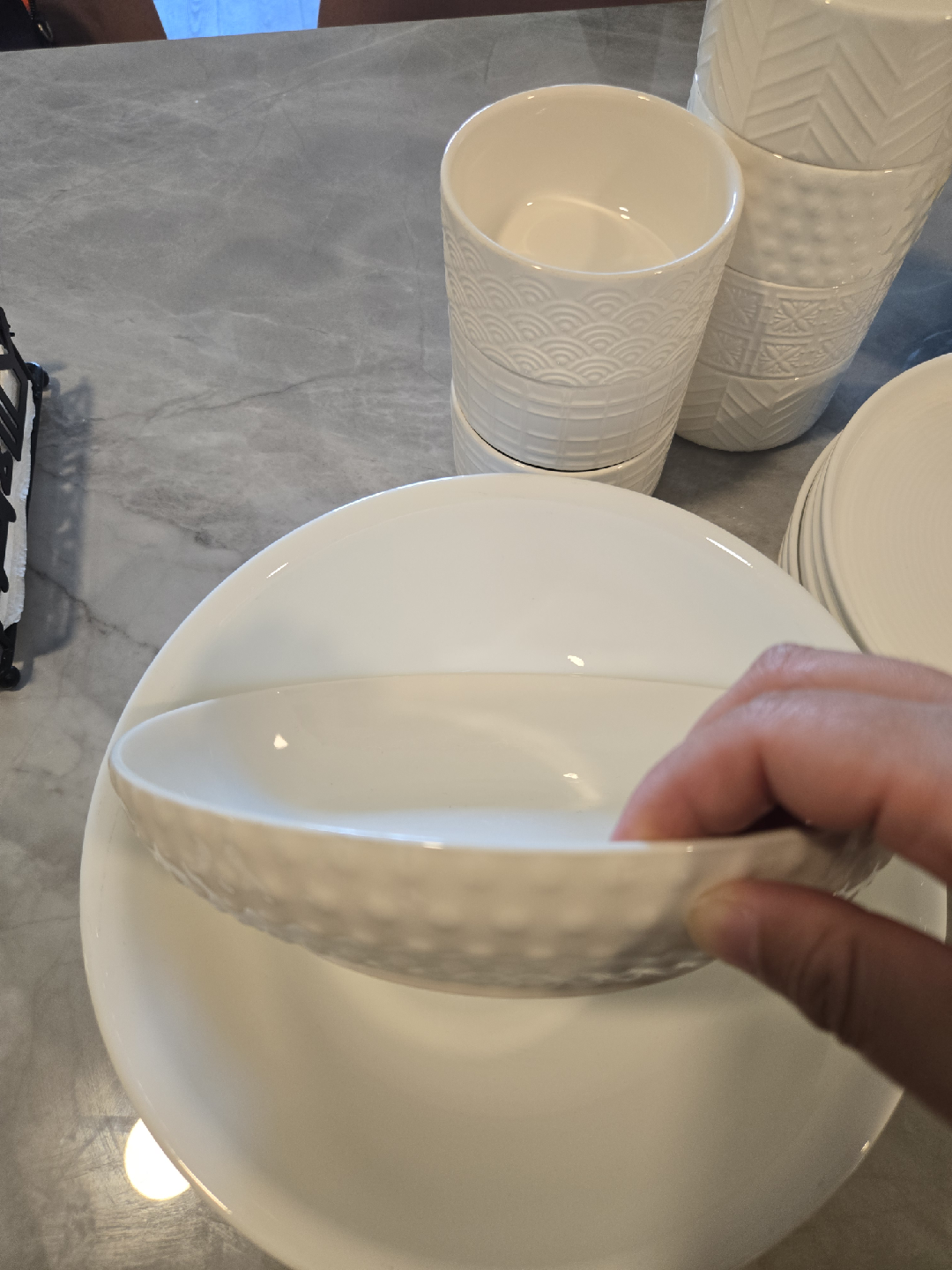 White Plates and Bowls Set - photo 2