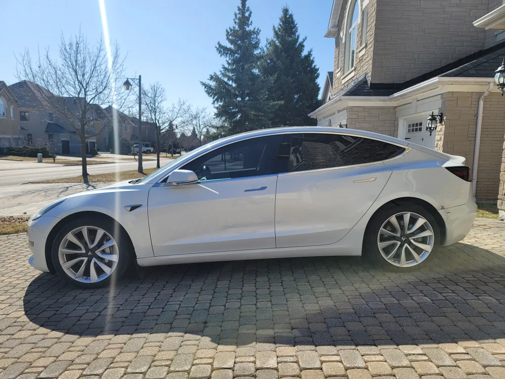 White 2020 Tesla Model 3 w LIFETIME FSD image indicator(2)