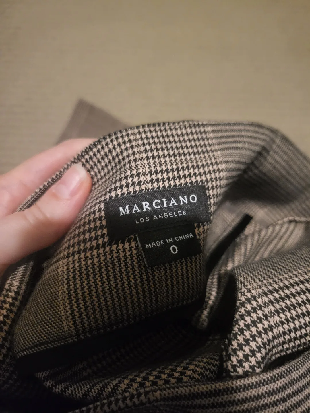 Marciano Los Angeles Plaid Pants - Size 0 image indicator(3)
