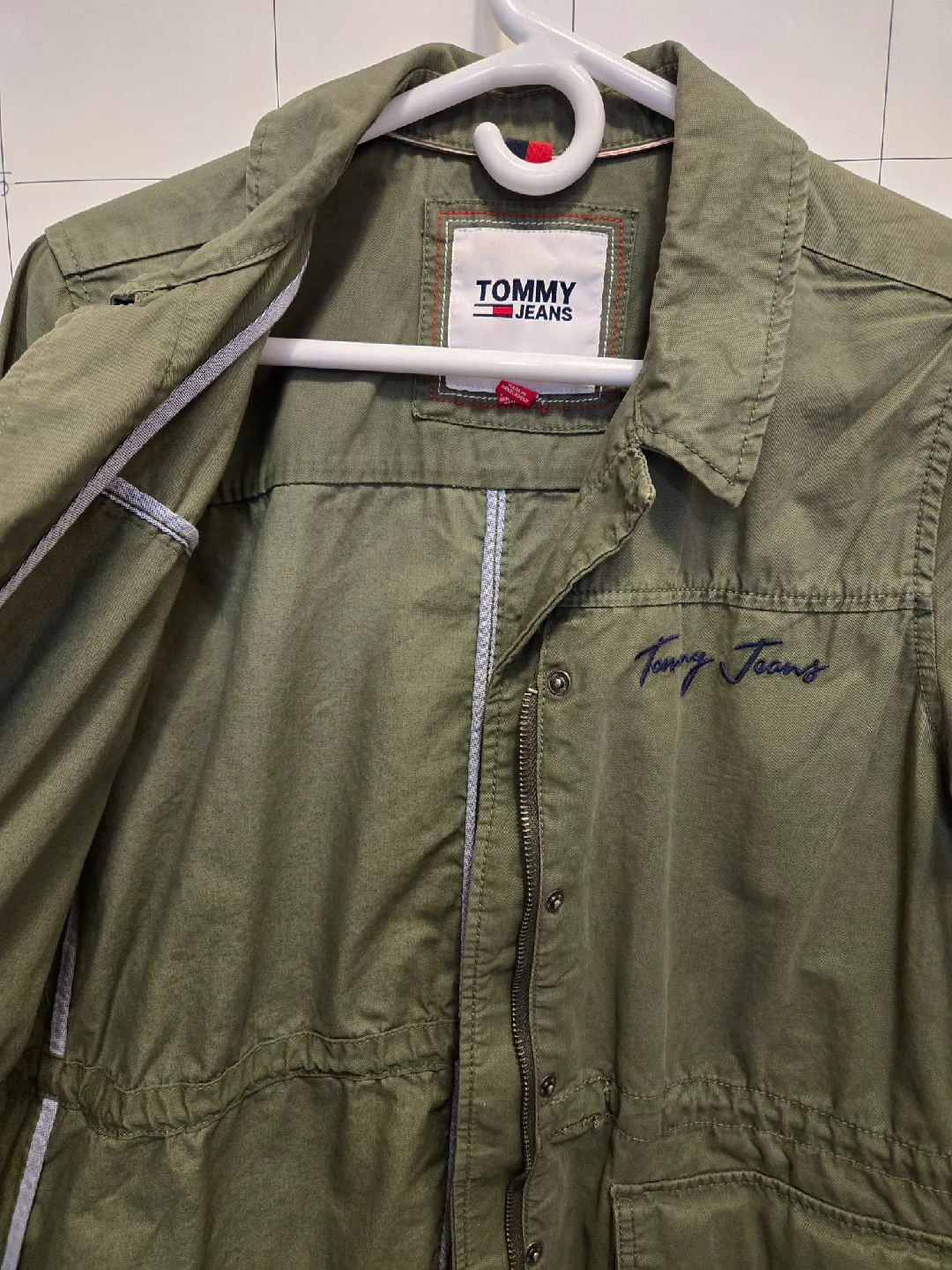 Tommy Jeans Jacket image indicator(2)