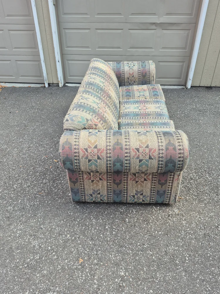 Patterned Three-Seat Sofa image indicator(2)