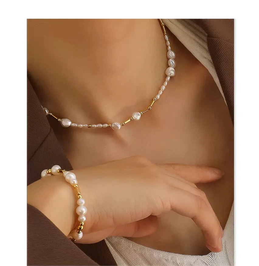 Pearl and Gold plating Necklace image indicator(2)