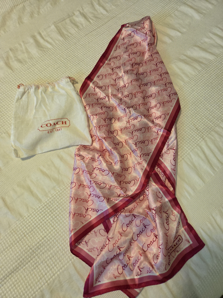 Brand New Coach Signature Print Scarf - Pink silk