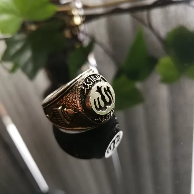 Men's Ring thumbnail