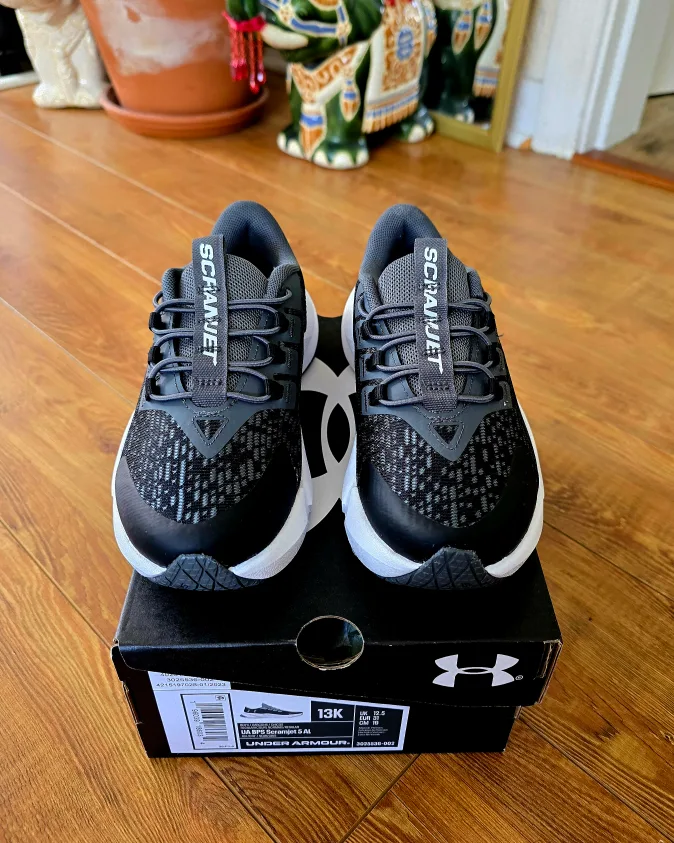 Under Armour Kids Shoes 13C image indicator(3)