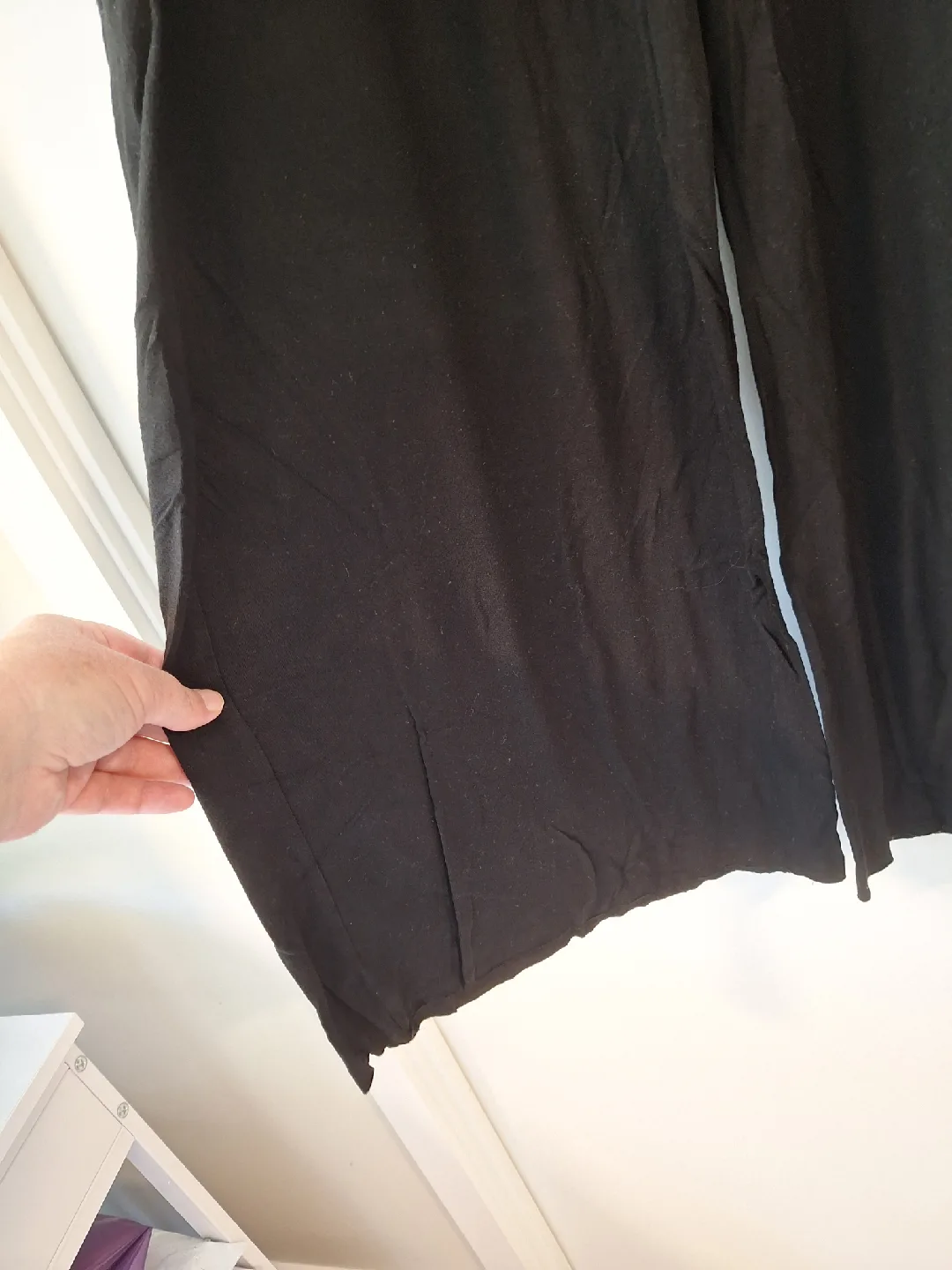 White Wash Brand Black Culotte Pants -sz Large image indicator(3)