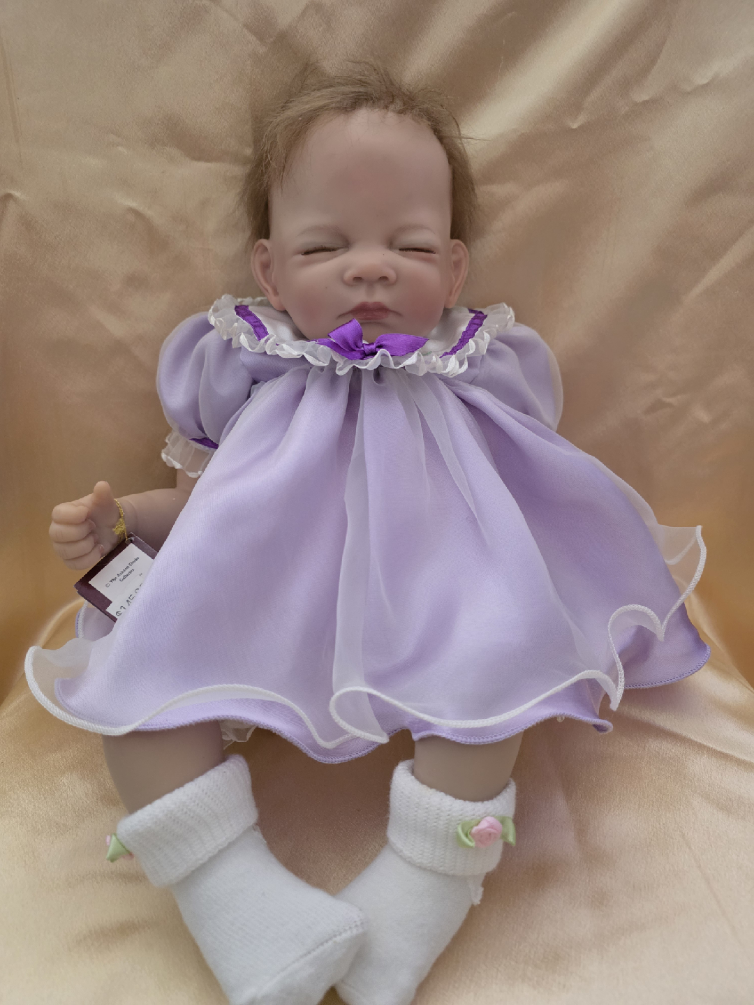 Ashton-Drake "Sleepy Iris Blossom" Doll - photo 2