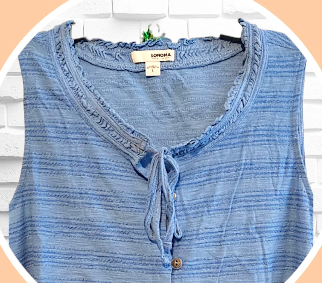 🥕 Sz Lrg Sleeveless Embroidery  Button Up Top image indicator(5)