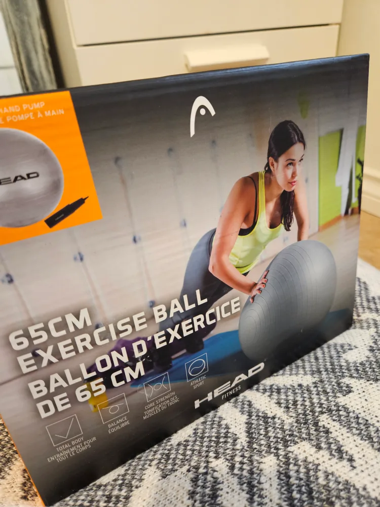Exercise Ball - New in Box! image indicator(2)