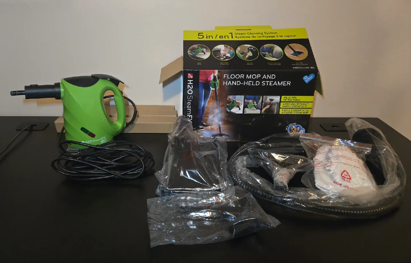 H2O SteamFX Pro Floor Mop & Handheld Steamer – Lightly Used thumbnail