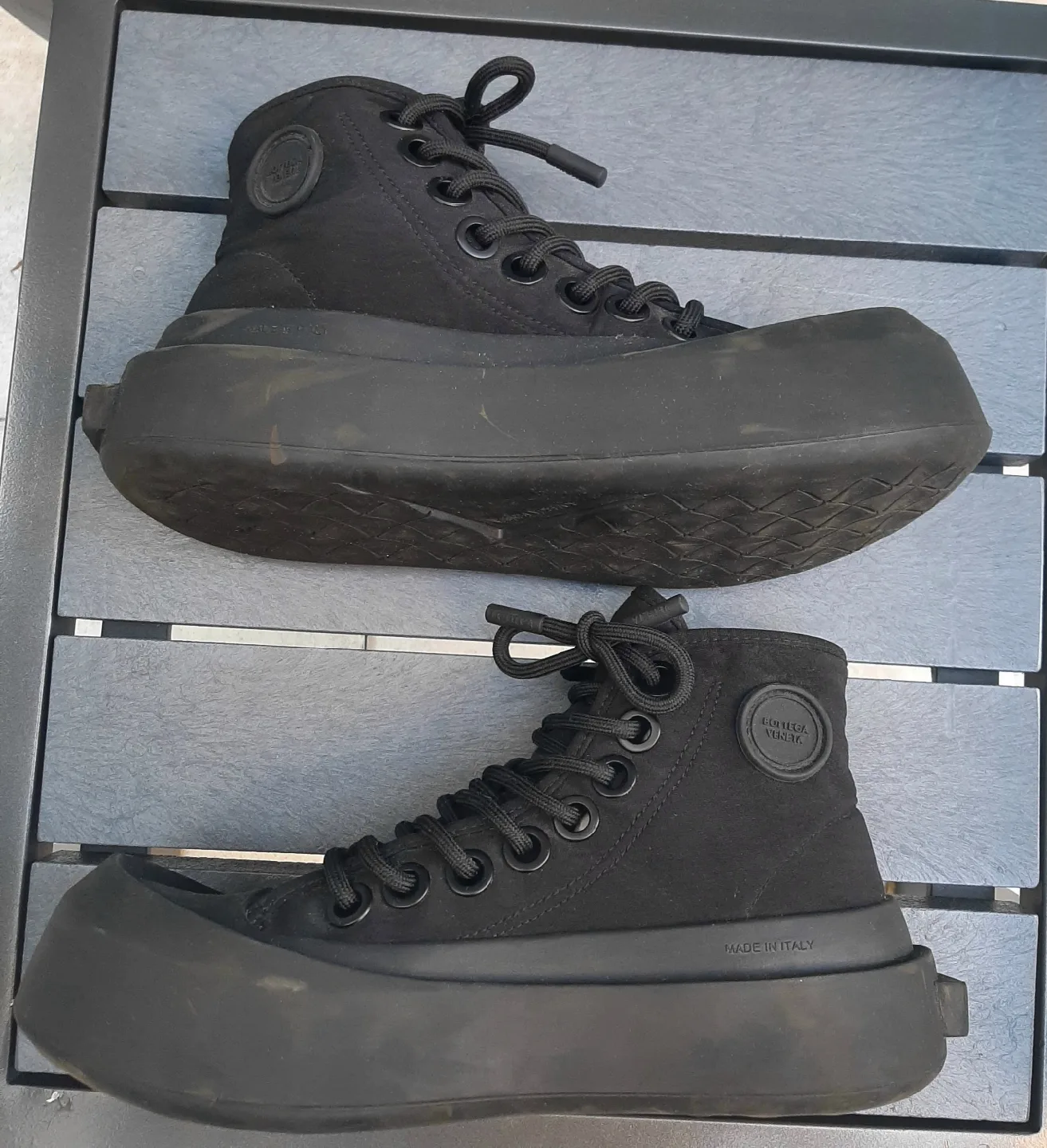 Bottega Veneta Black High-Top Sneakers EU 41 (US 8) image indicator(2)