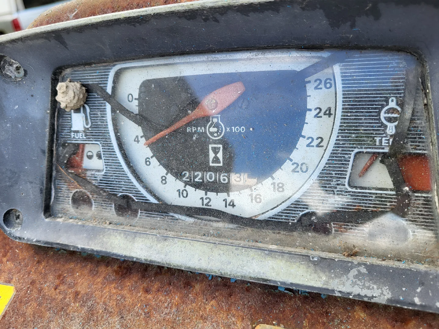 Vintage Ford 3600 gas Tractor - Parts or Restoration Project image indicator(8)