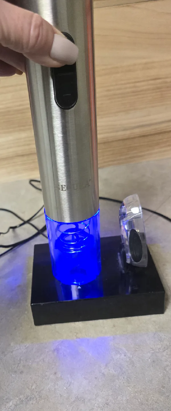 Secura Electric Wine Opener image indicator(2)