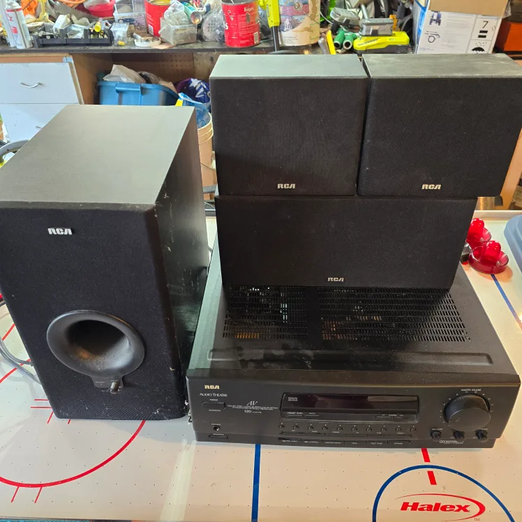 RCA RV-9900A Audio Theatre Dolby Pro Logic Surround Receiver thumbnail