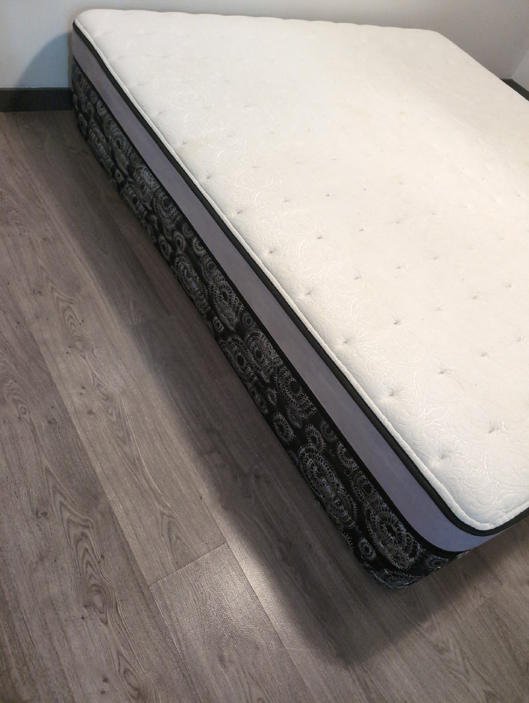 King Mattress - photo 2