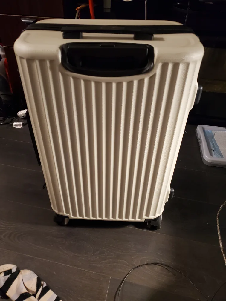 Cream-coloured Suitcase thumbnail