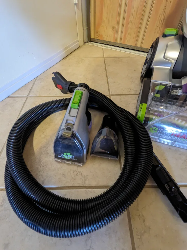 Bissell ProHeat 2X Revolution Pet Pro Carpet Cleaner image indicator(4)