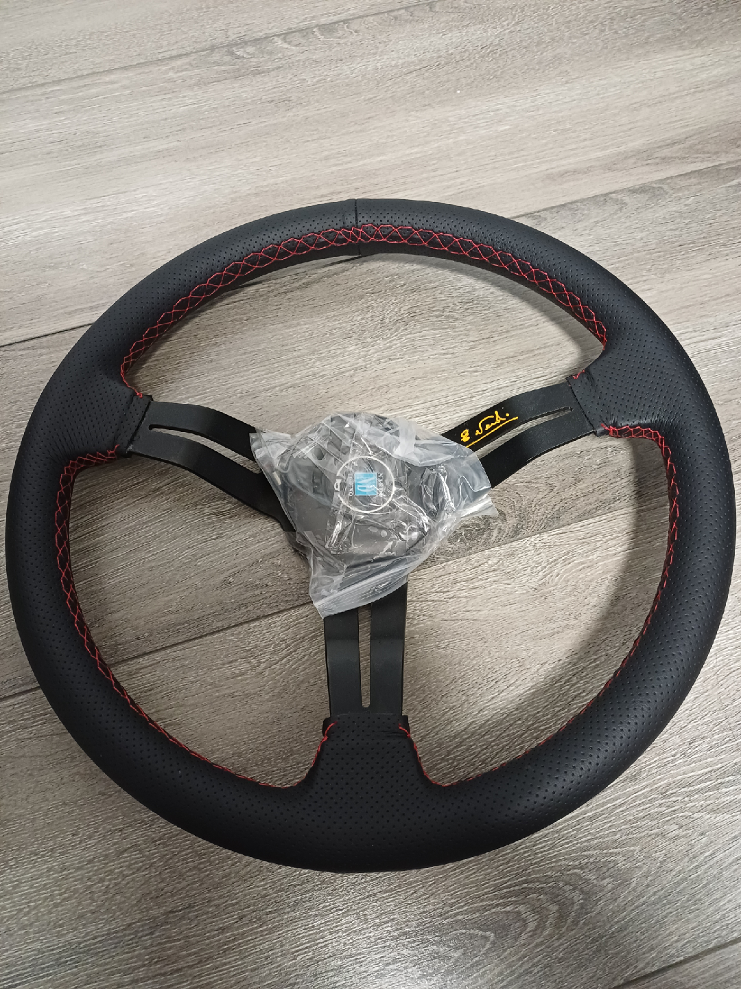 Nardi Torino Steering Wheel - Black Leather, Red Stitching - photo 3