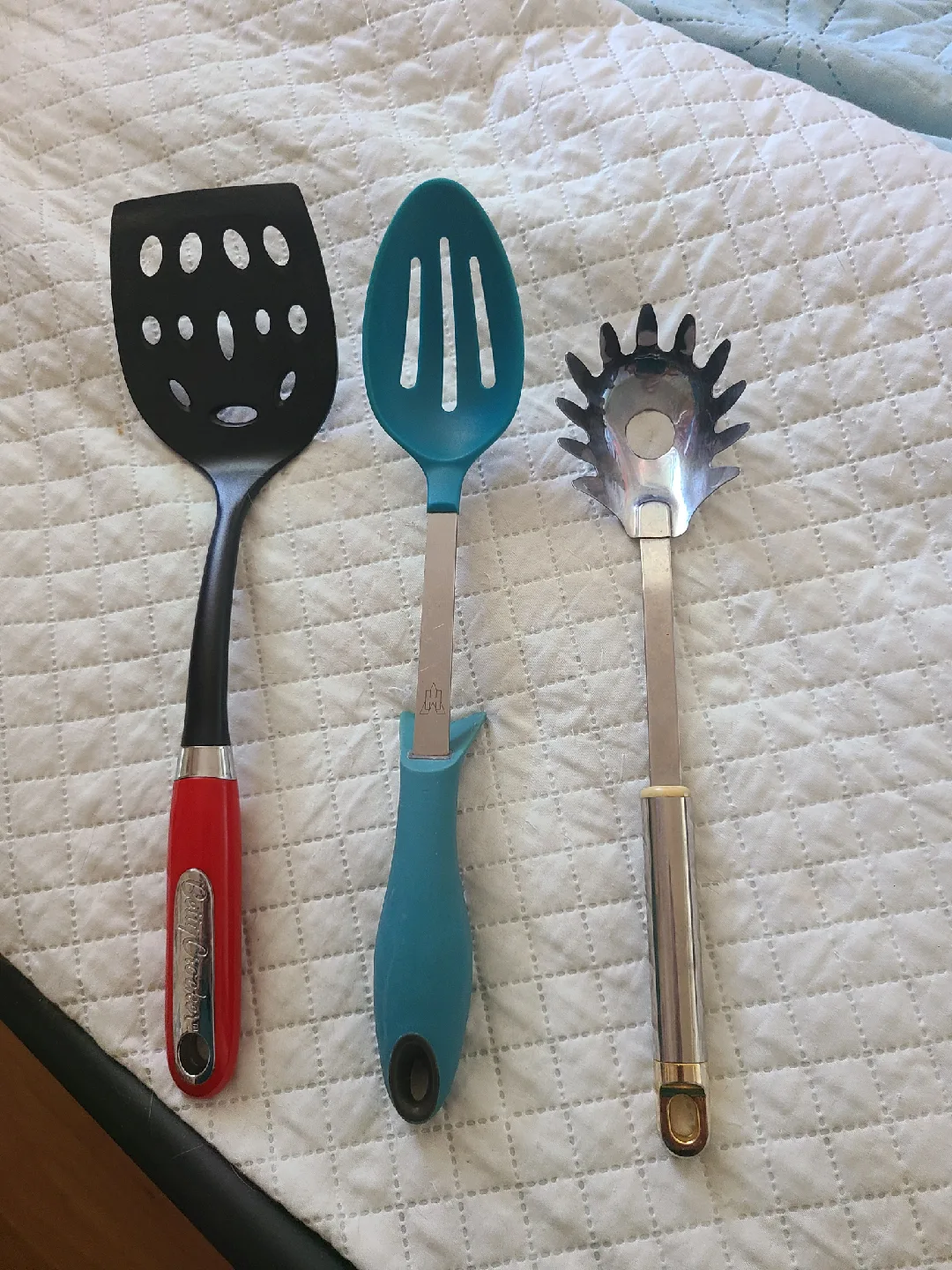 Kitchen Utensils - Betty Crocker & More 🥕 thumbnail